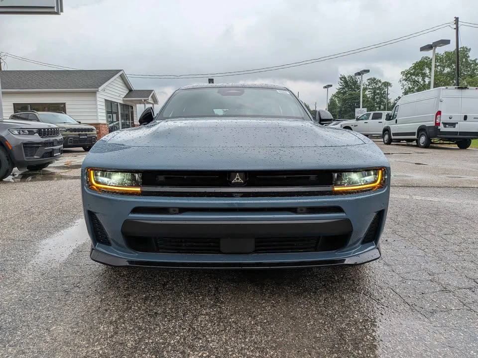 2027 Dodge Charger 8th Gen - Image 4 of 20