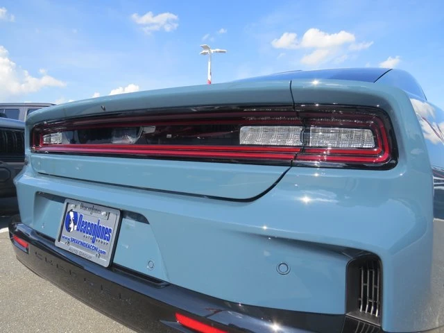 2027 Dodge Charger - Image 11 of 20