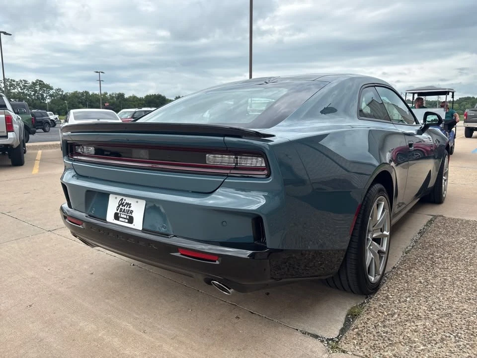 2027 Dodge Charger 8th Gen - Image 7 of 20