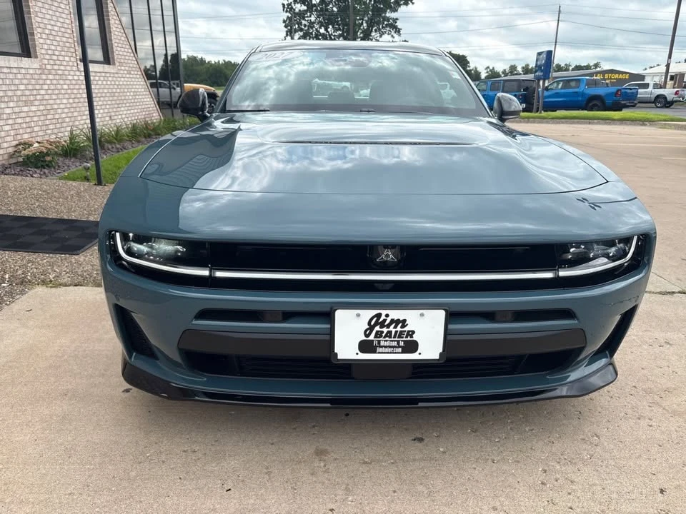 2027 Dodge Charger 8th Gen - Image 5 of 20