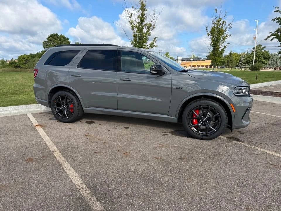 2027 Dodge Durango SRT Hellcat 3rd Gen - Image 5 of 15