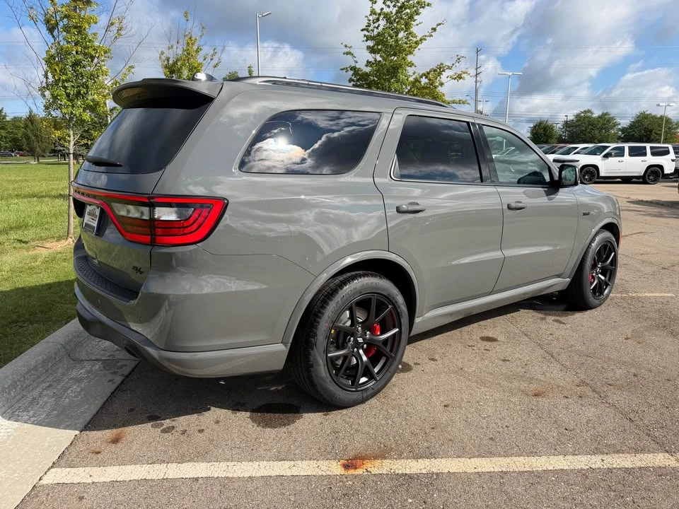 2027 Dodge Durango SRT Hellcat 3rd Gen - Image 4 of 15