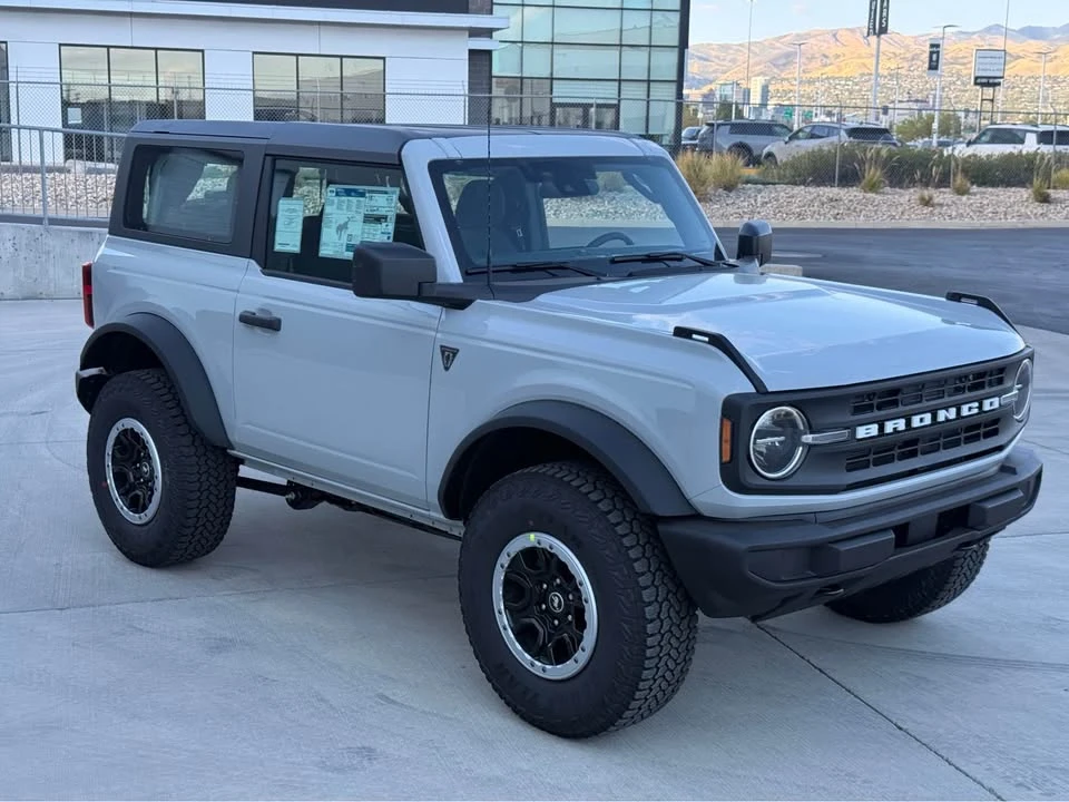 2027 Ford Bronco 6th Gen - Image 9 of 15