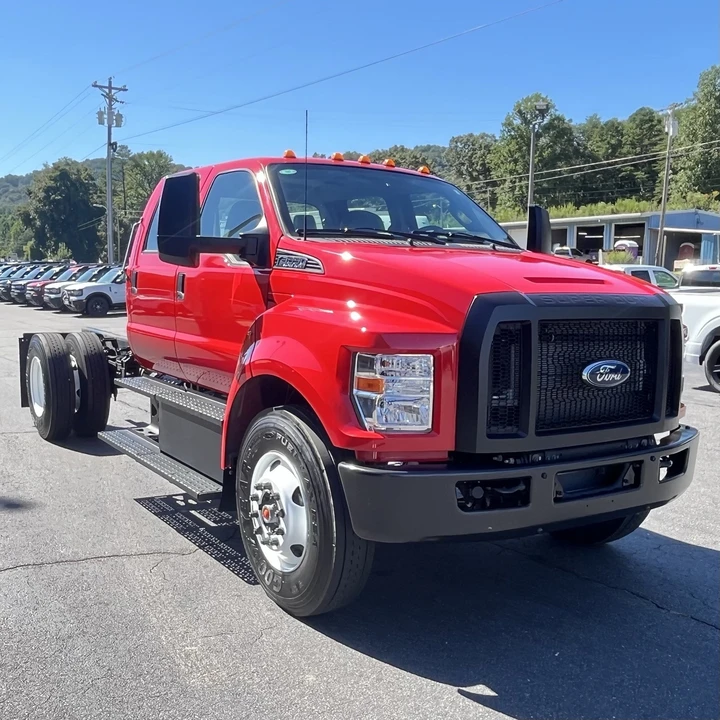 2027 Ford F-Series - Image 4 of 29