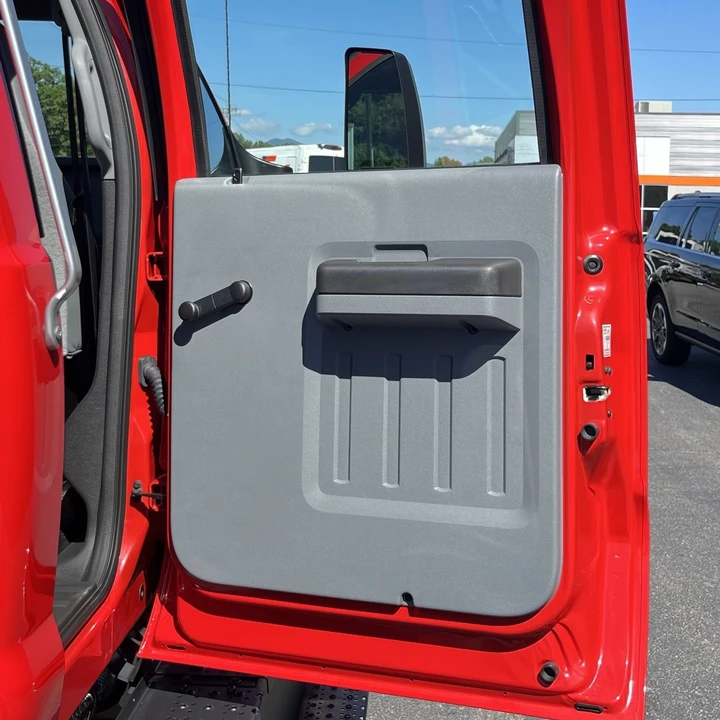 2027 Ford F-Series - Image 16 of 29