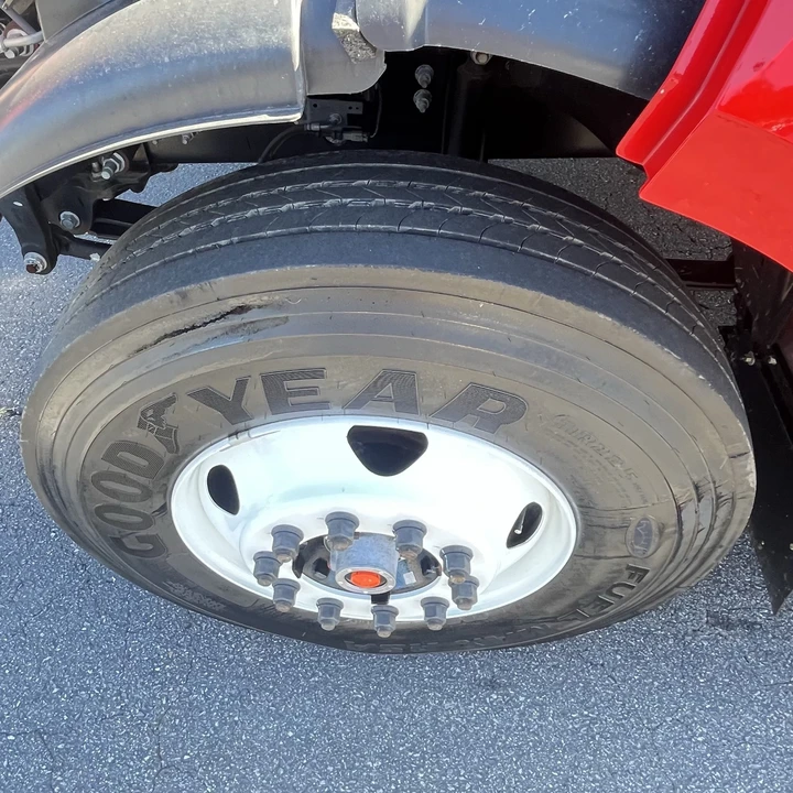 2027 Ford Super Duty 5th Gen - Image 28 of 29