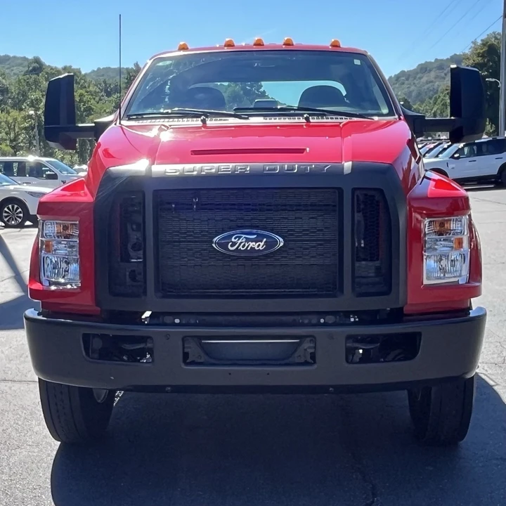 2027 Ford Super Duty 5th Gen - Image 3 of 29