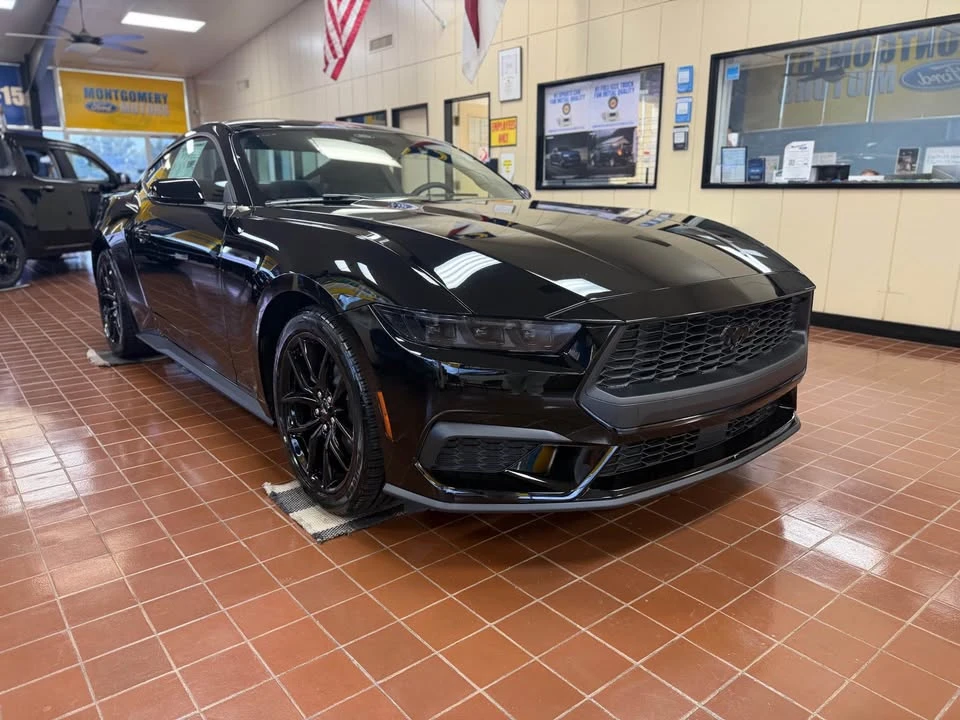 2027 Ford S650 Mustang - Image 2 of 11