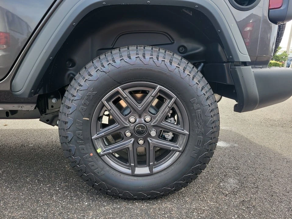 2027 Jeep JL Wrangler - Image 9 of 20