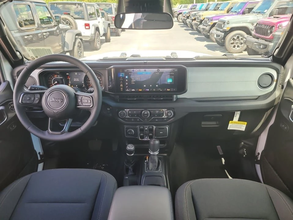 2027 Jeep JL Wrangler - Image 11 of 20