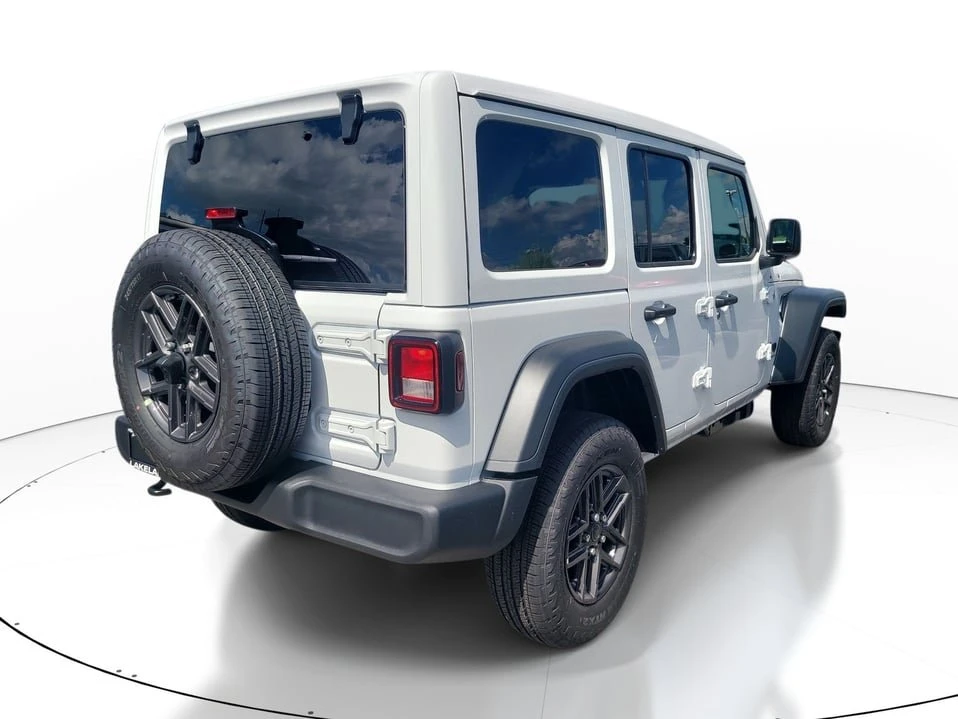 2027 Jeep JL Wrangler - Image 6 of 20