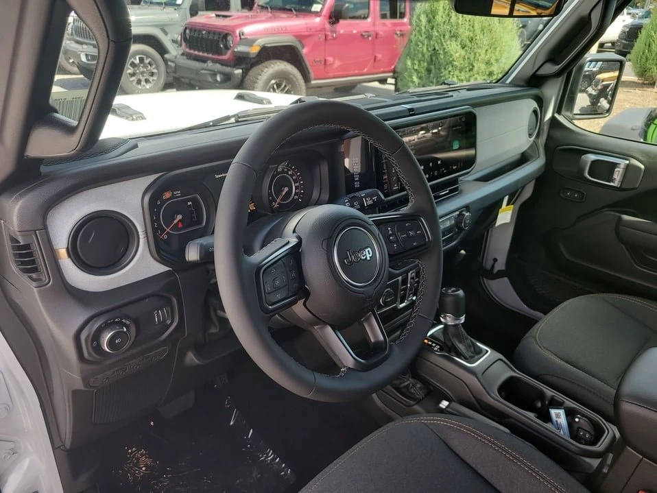 2027 Jeep JL Wrangler - Image 14 of 20