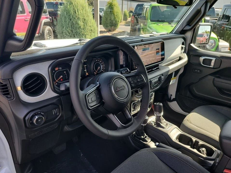 2027 Jeep JL Wrangler - Image 14 of 20