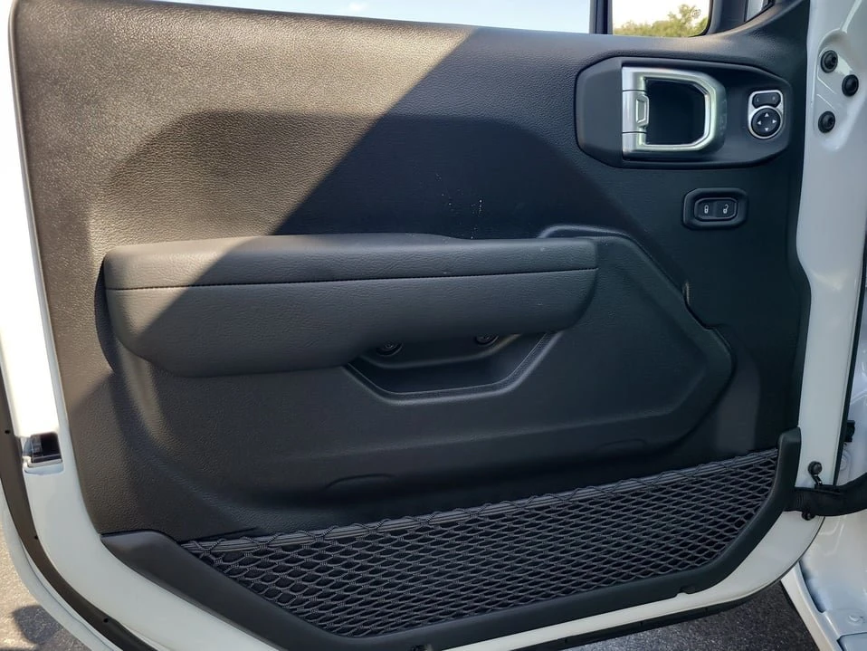 2027 Jeep JL Wrangler - Image 12 of 20