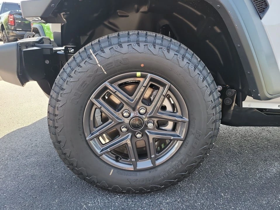2027 Jeep JL Wrangler - Image 10 of 20