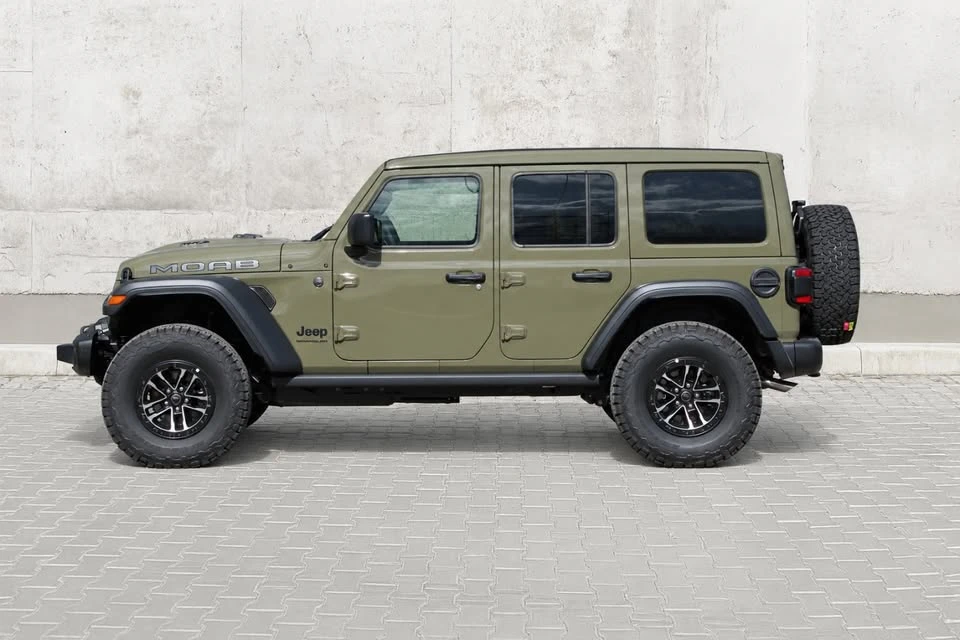 2027 Jeep JL Wrangler - Image 3 of 10