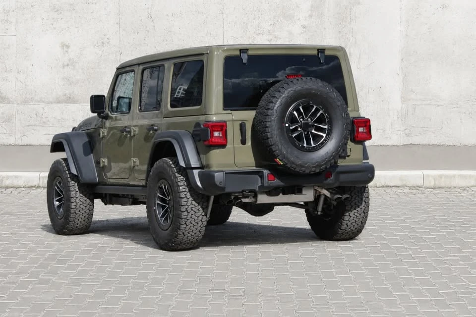 2027 Jeep JL Wrangler - Image 4 of 10