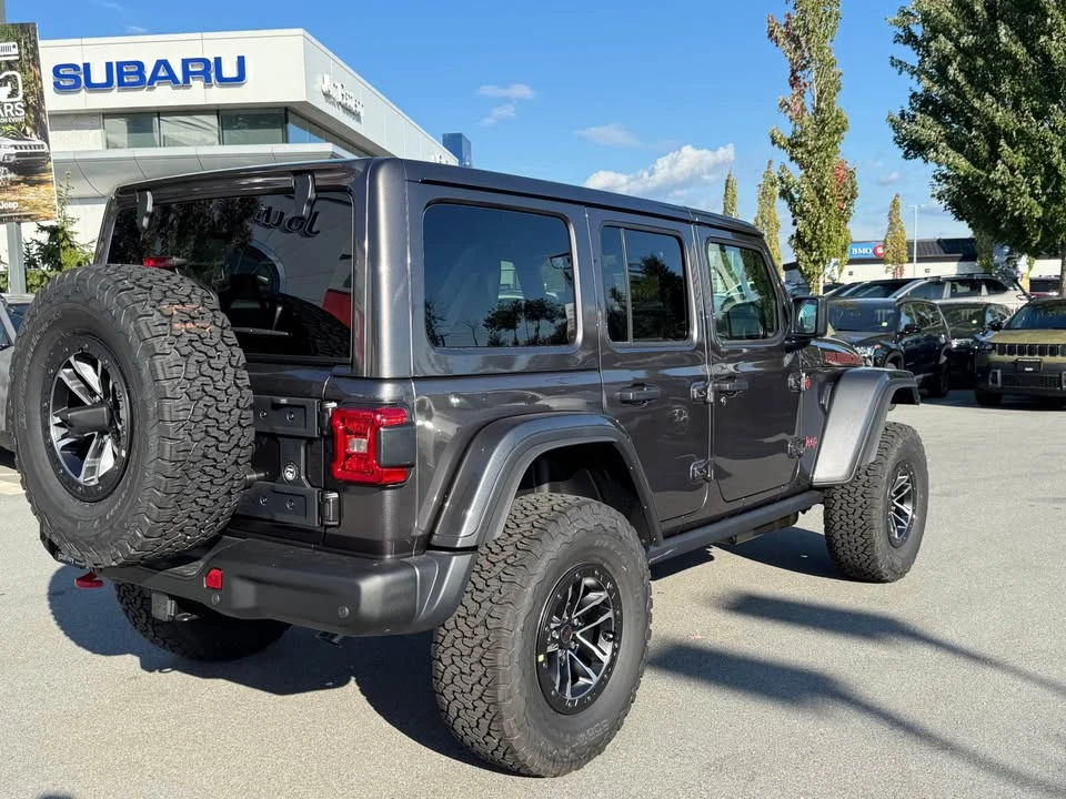 2027 Jeep JL Wrangler - Image 2 of 8