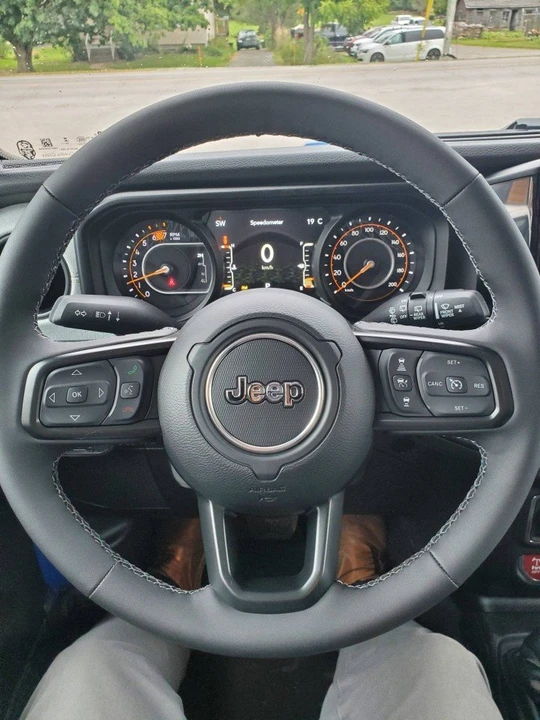 2027 Jeep JL Wrangler - Image 16 of 20