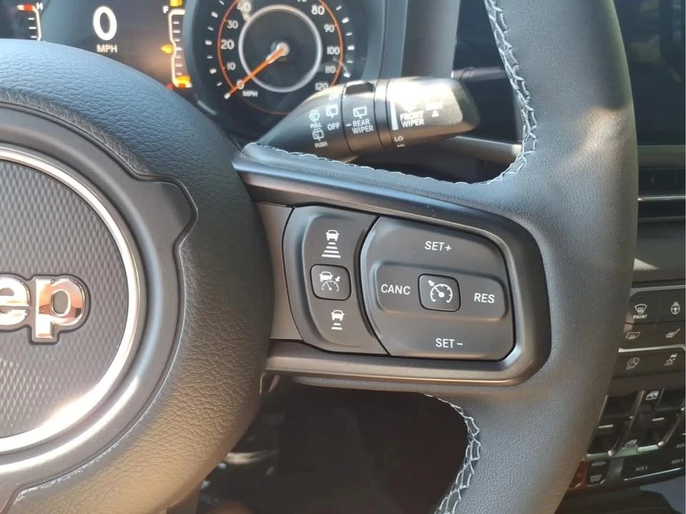 2027 Jeep JL Wrangler - Image 18 of 20