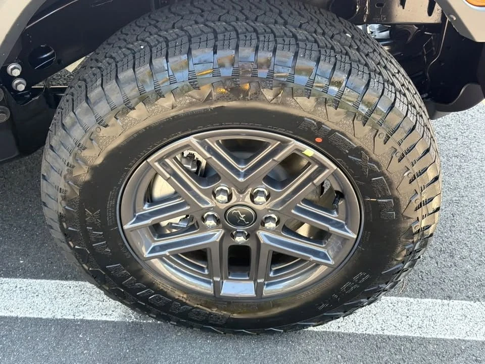 2027 Jeep JL Wrangler - Image 17 of 20