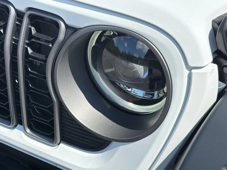2027 Jeep JL Wrangler - Image 12 of 20