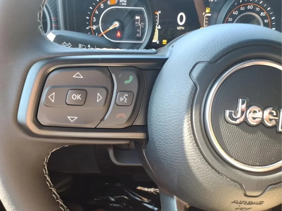 2027 Jeep JL Wrangler - Image 17 of 20