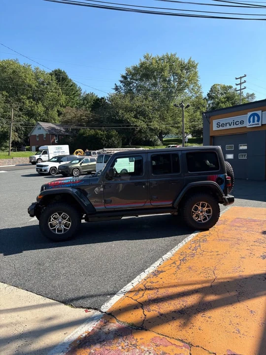 2027 Jeep JL Wrangler - Image 4 of 14