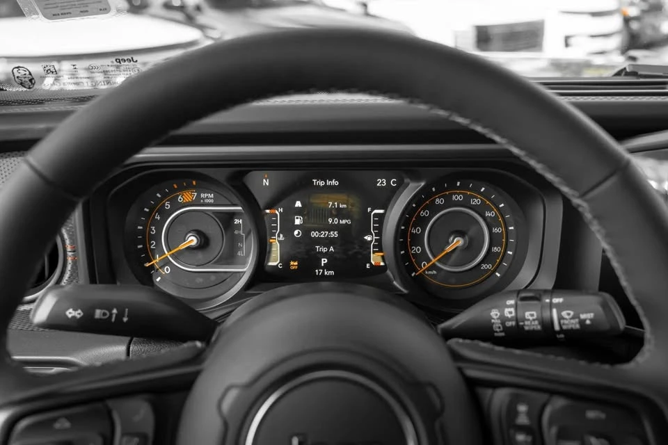 2027 Jeep JL Wrangler - Image 14 of 19