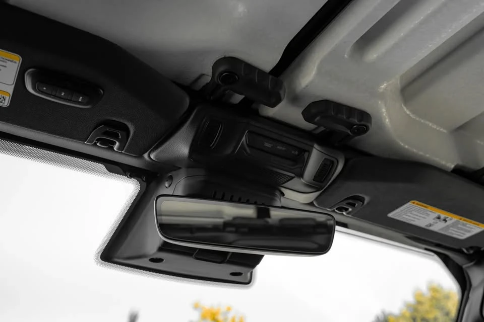 2027 Jeep JL Wrangler - Image 17 of 19