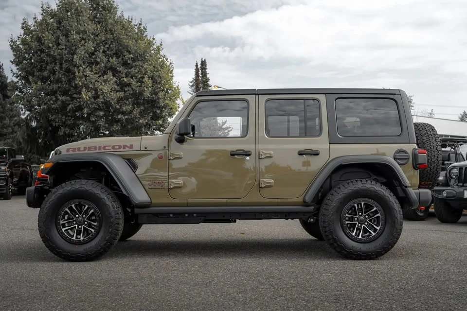 2027 Jeep JL Wrangler - Image 4 of 19