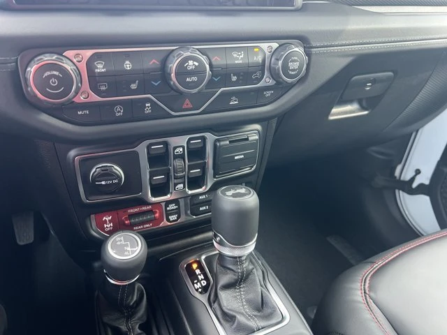 2027 Jeep JL Wrangler - Image 14 of 16