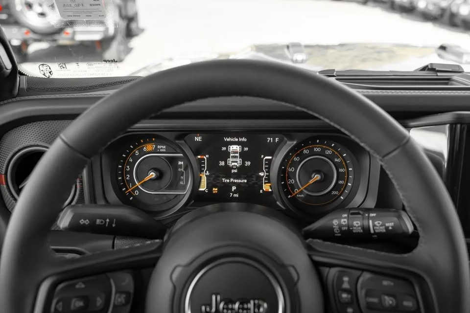 2027 Jeep JL Wrangler - Image 13 of 19