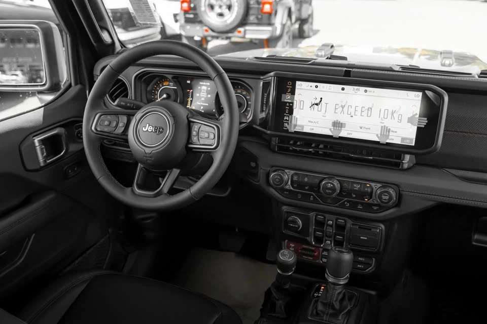 2027 Jeep JL Wrangler - Image 14 of 19