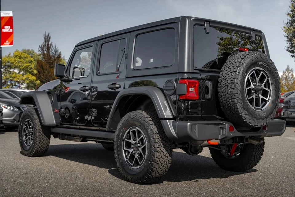 2027 Jeep JL Wrangler - Image 6 of 6
