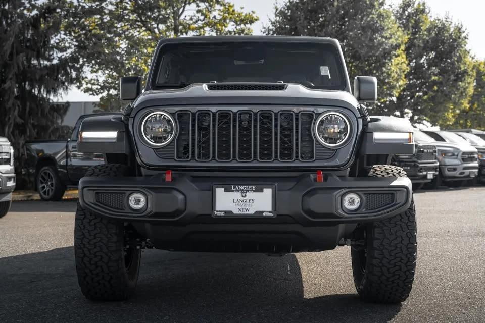 2027 Jeep JL Wrangler - Image 3 of 19