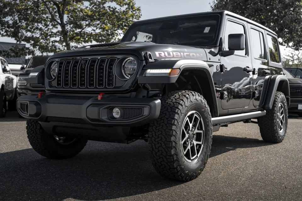 2027 Jeep JL Wrangler - Image 4 of 6