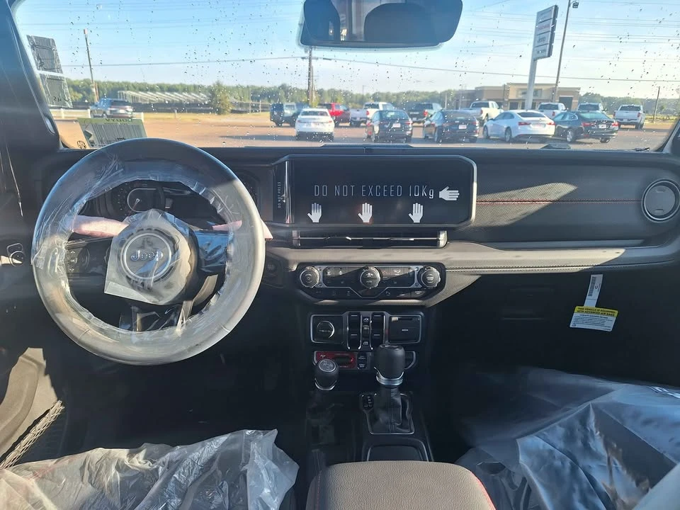2027 Jeep JL Wrangler - Image 2 of 9