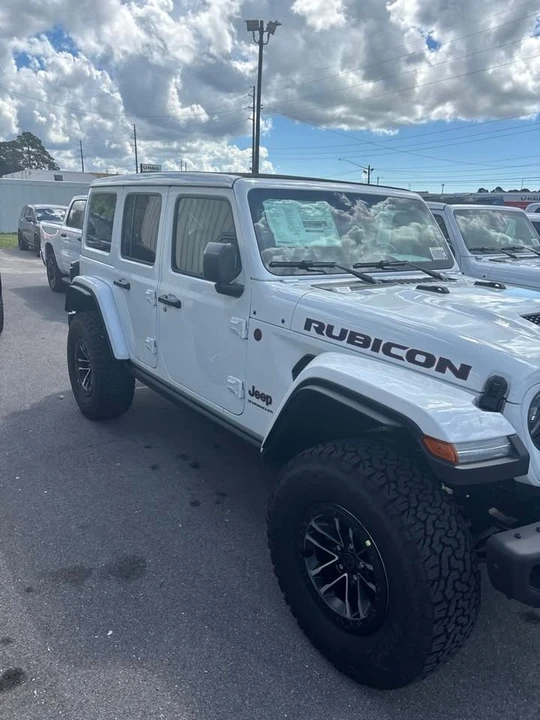 2027 Jeep JL Wrangler - Image 6 of 6