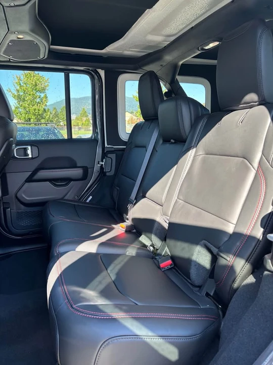 2027 Jeep JL Wrangler - Image 8 of 17