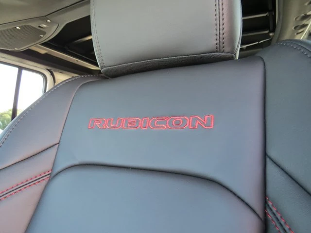 2027 Jeep JL Wrangler - Image 18 of 20
