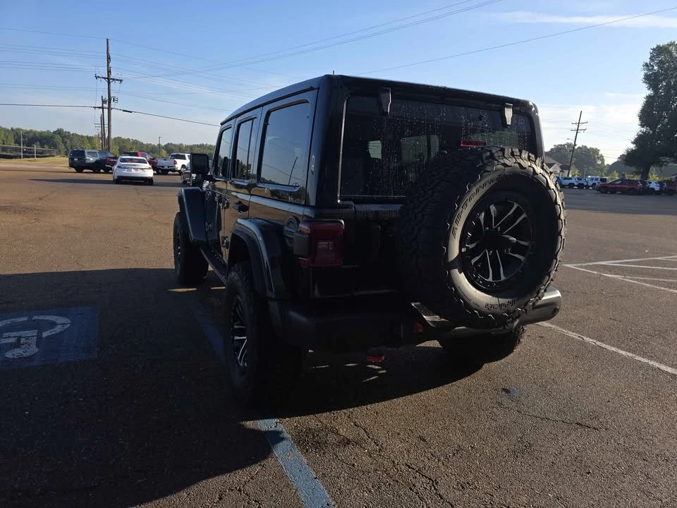 2027 Jeep JL Wrangler - Image 4 of 5