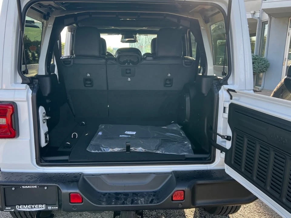 2027 Jeep JL Wrangler - Image 12 of 20