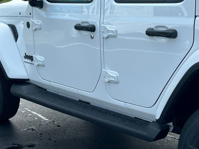 2027 Jeep JL Wrangler - Image 4 of 19
