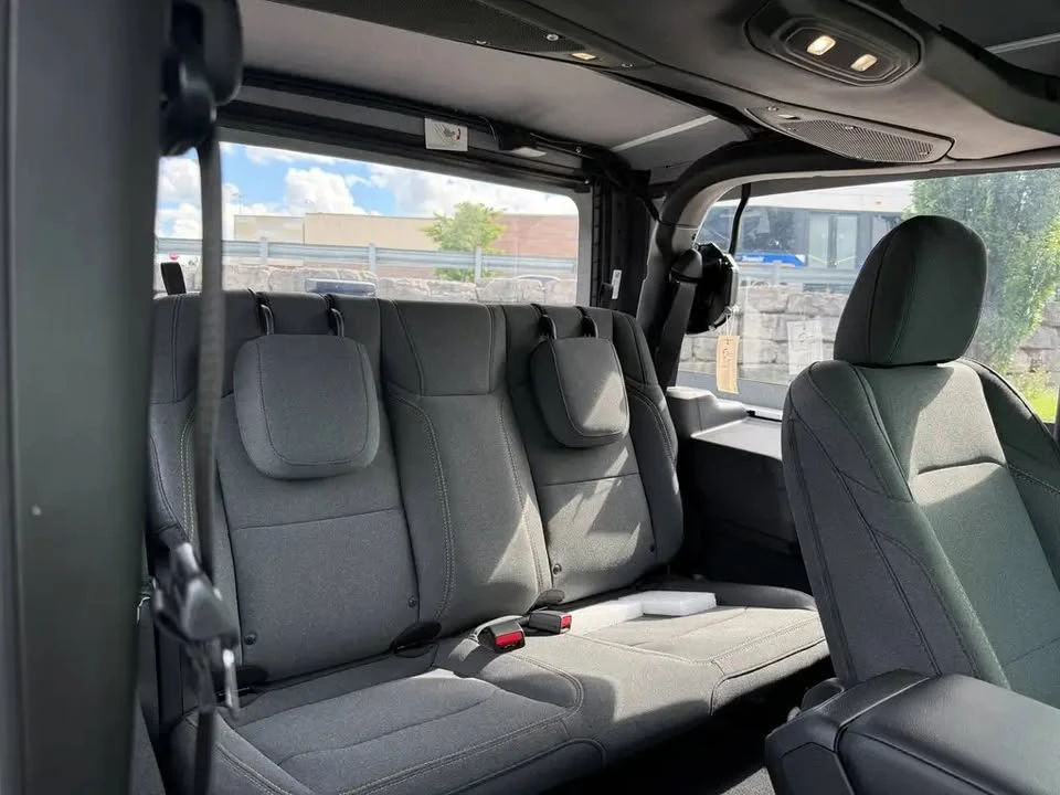 2027 Jeep JL Wrangler - Image 16 of 17