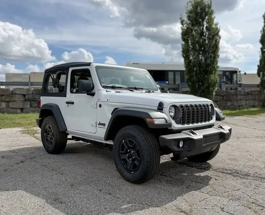 2027 Jeep JL Wrangler - Image 3 of 17
