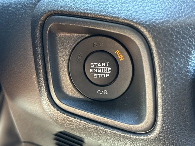 2027 Jeep JL Wrangler - Image 17 of 18