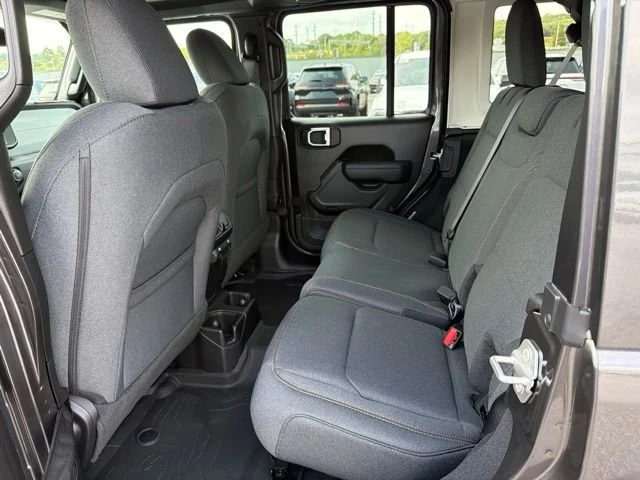2027 Jeep JL Wrangler - Image 7 of 20