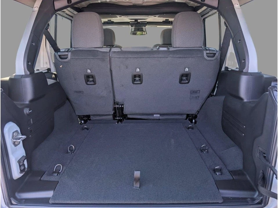 2027 Jeep JL Wrangler - Image 5 of 10