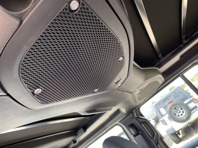2027 Jeep JL Wrangler - Image 7 of 14